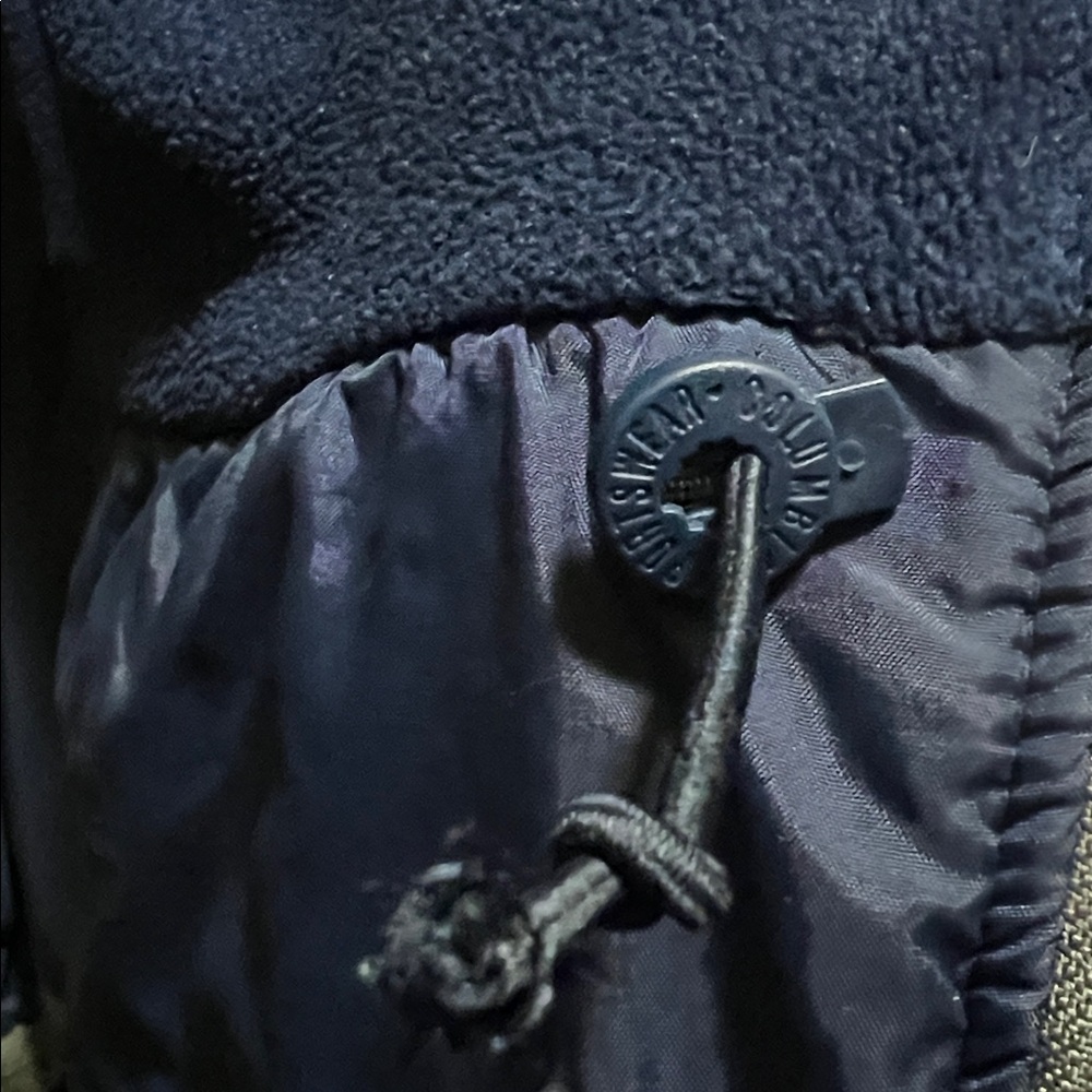 Columbia Khaki and Navy Jacket - Picture 8 of 8